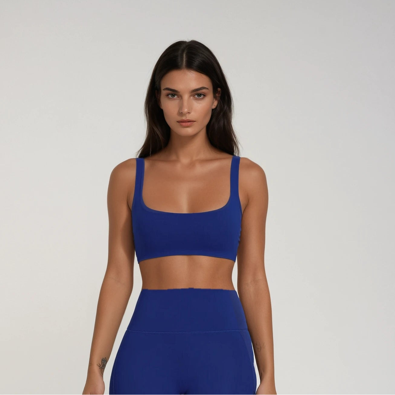 Scoop-Back Sports Bra